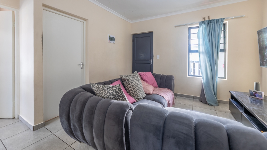 2 Bedroom Property for Sale in Parklands Western Cape
